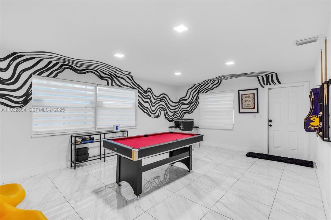 For Rent: $5,000 (4 beds, 3 baths, 1847 Square Feet)