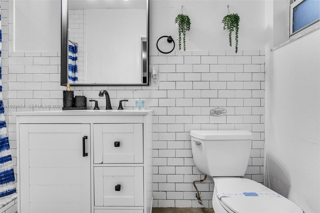 For Rent: $5,000 (4 beds, 3 baths, 1847 Square Feet)