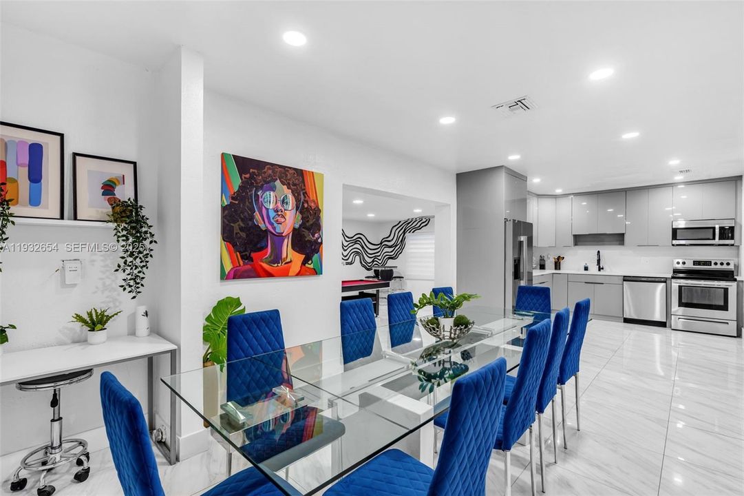 For Rent: $5,000 (4 beds, 3 baths, 1847 Square Feet)