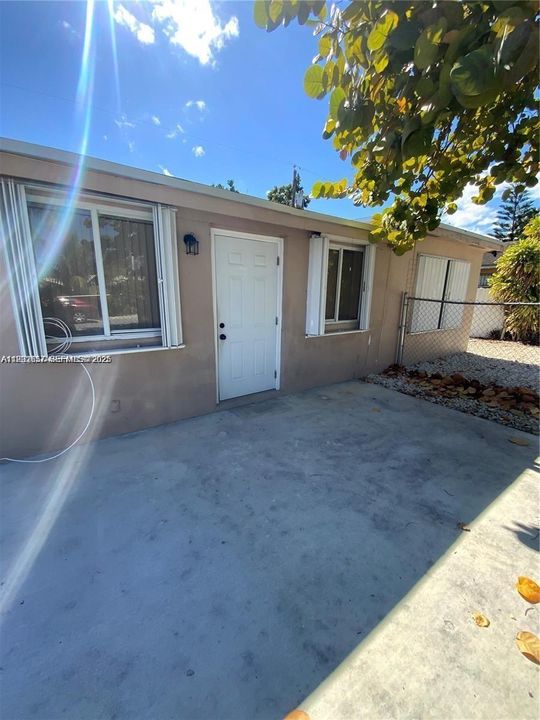 В аренду: $1,950 (2 спален, 1 ванн, 1792 Квадратных фут)