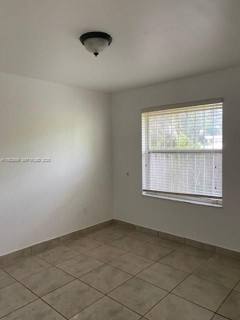 出租: $2,650 (3 贝兹, 2 浴室, 1200 平方英尺)