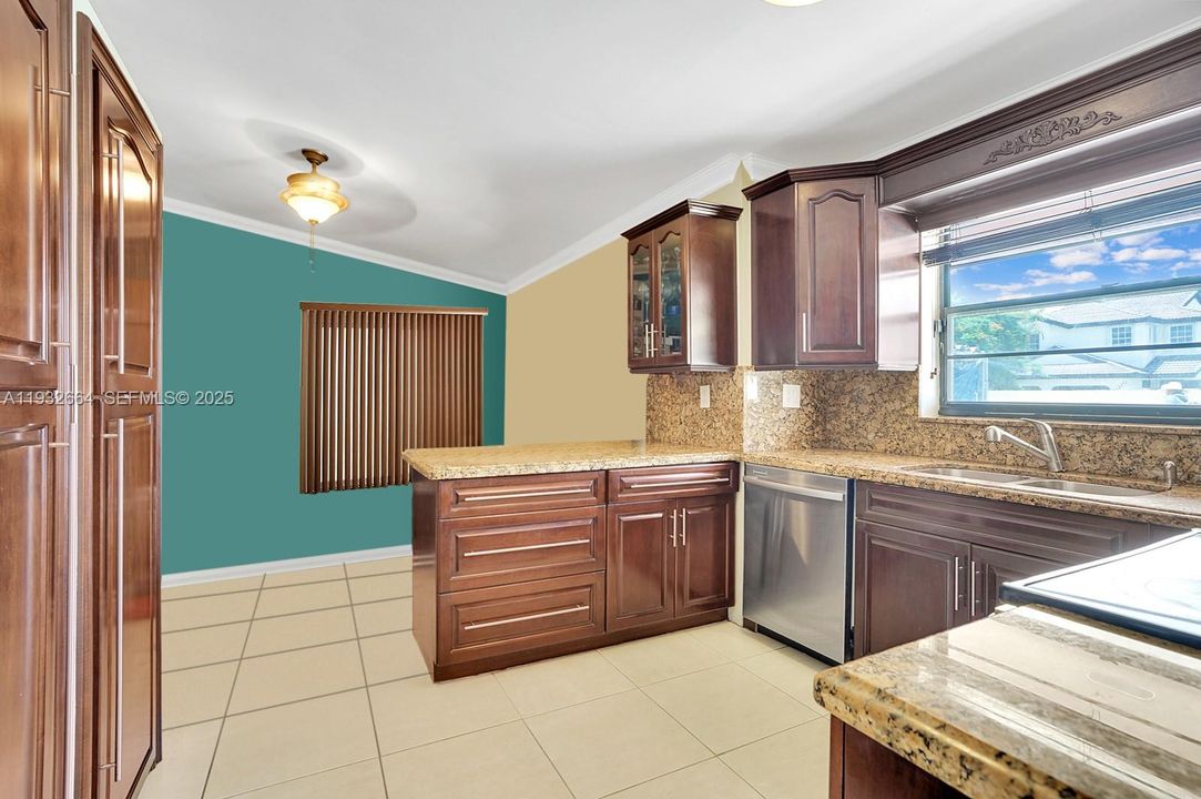 En Venta: $729,000 (4 camas, 2 baños, 1931 Pies cuadrados)