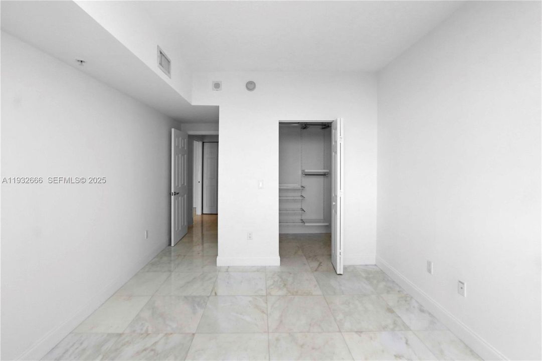 На продажу: $515,000 (2 спален, 2 ванн, 1126 Квадратных фут)