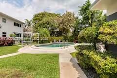 For Rent: $2,400 (2 beds, 1 baths, 792 Square Feet)