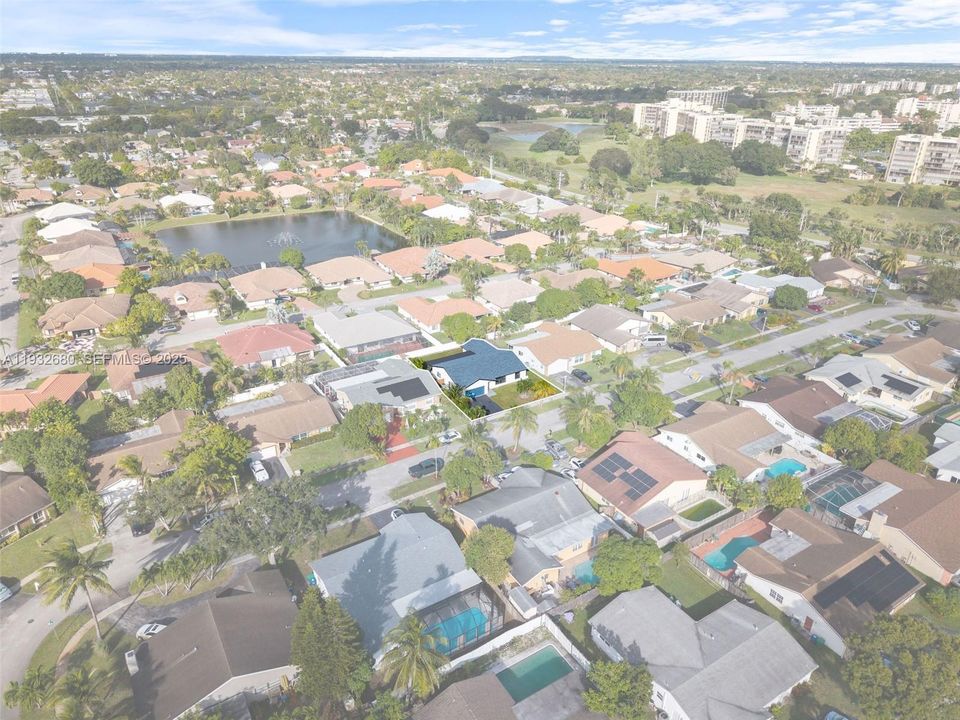 待售: $575,000 (3 贝兹, 2 浴室, 1786 平方英尺)