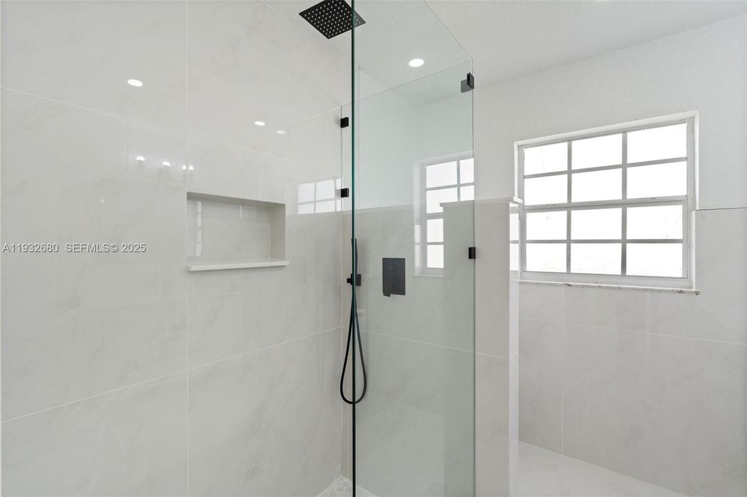 待售: $575,000 (3 贝兹, 2 浴室, 1786 平方英尺)