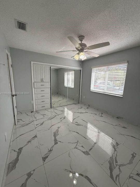 En Renta: $2,700 (2 camas, 1 baños, 1402 Pies cuadrados)