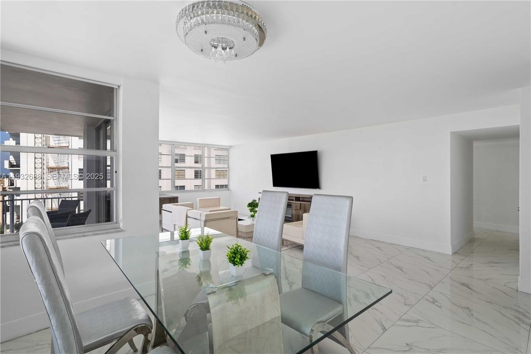 For Rent: $2,550 (2 beds, 2 baths, 1605 Square Feet)