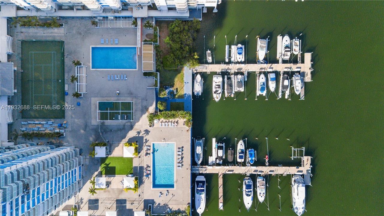 For Rent: $2,550 (2 beds, 2 baths, 1605 Square Feet)