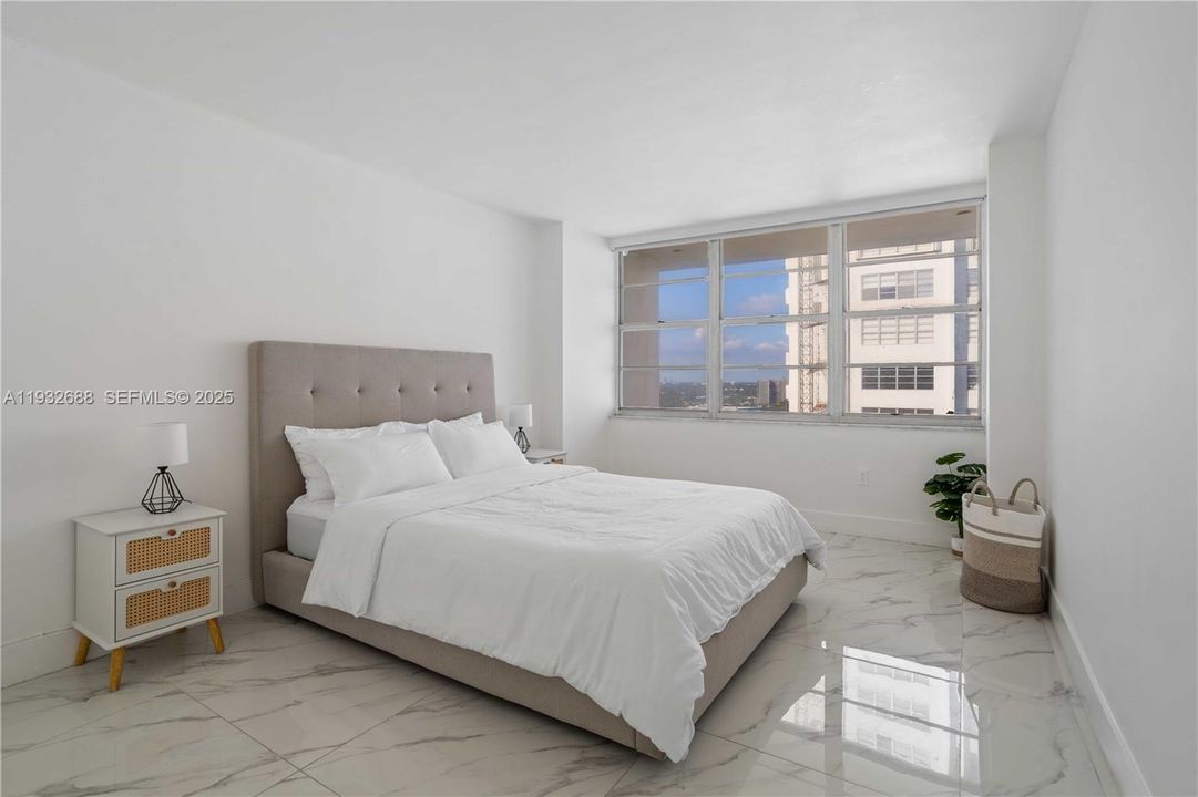 For Rent: $2,550 (2 beds, 2 baths, 1605 Square Feet)