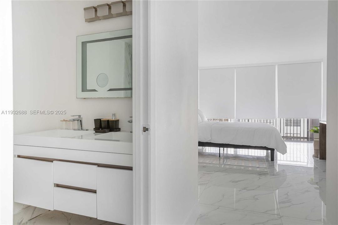 For Rent: $2,550 (2 beds, 2 baths, 1605 Square Feet)