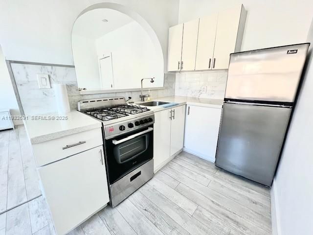 For Rent: $1,950 (1 beds, 1 baths, 460 Square Feet)