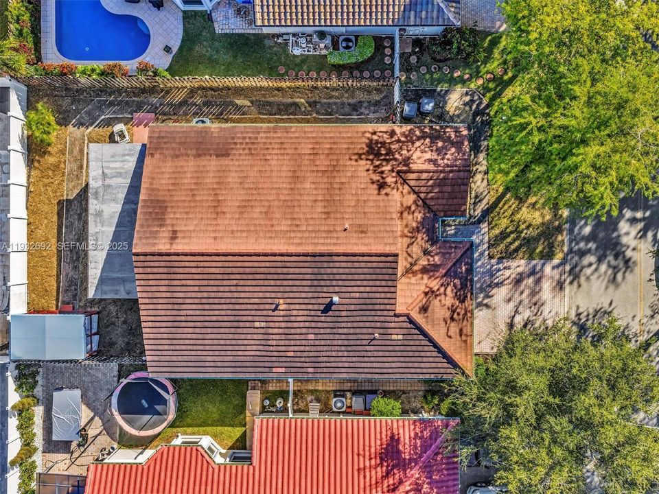 待售: $880,000 (3 贝兹, 2 浴室, 1648 平方英尺)