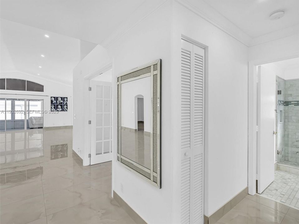 待售: $880,000 (3 贝兹, 2 浴室, 1648 平方英尺)