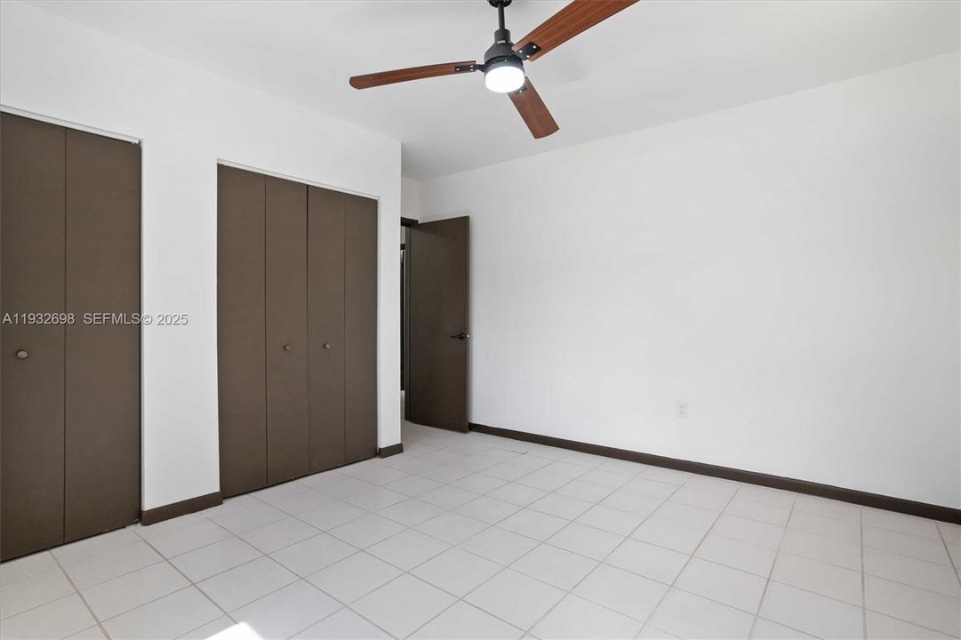 En Renta: $5,400 (5 camas, 3 baños, 3400 Pies cuadrados)