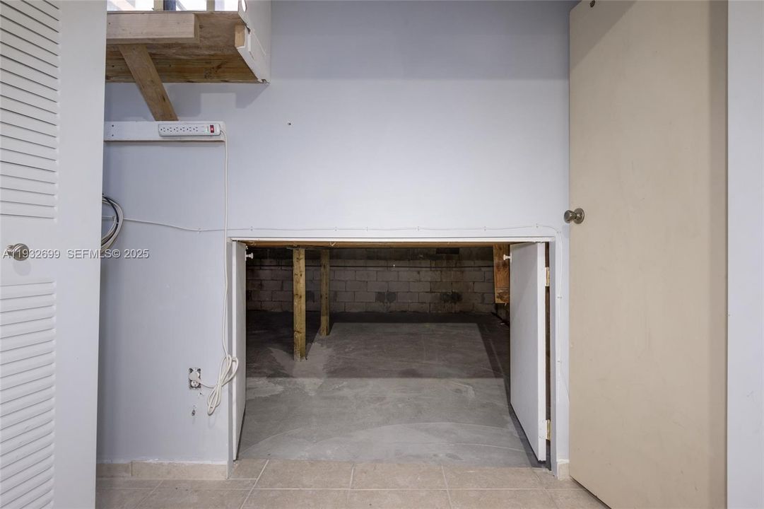 For Rent: $6,000 (2 beds, 2 baths, 1898 Square Feet)