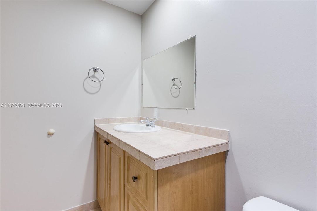 For Rent: $6,000 (2 beds, 2 baths, 1898 Square Feet)