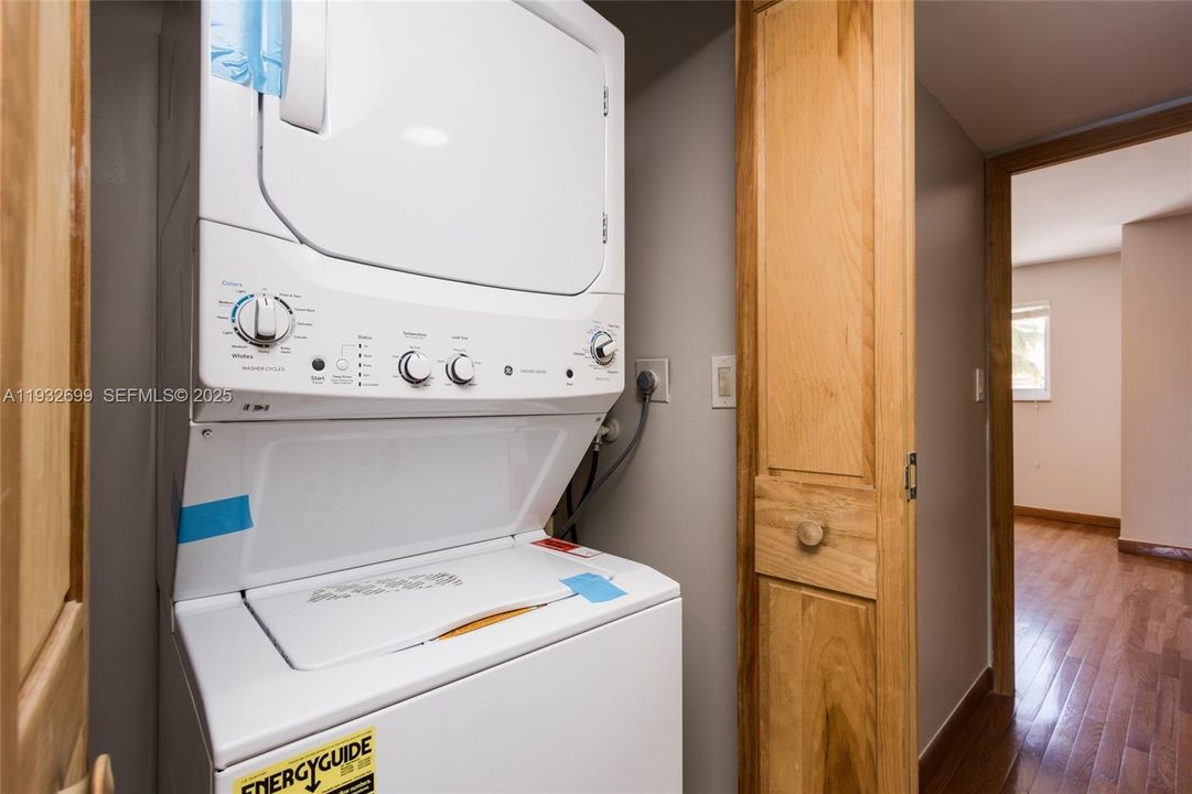 For Rent: $6,000 (2 beds, 2 baths, 1898 Square Feet)