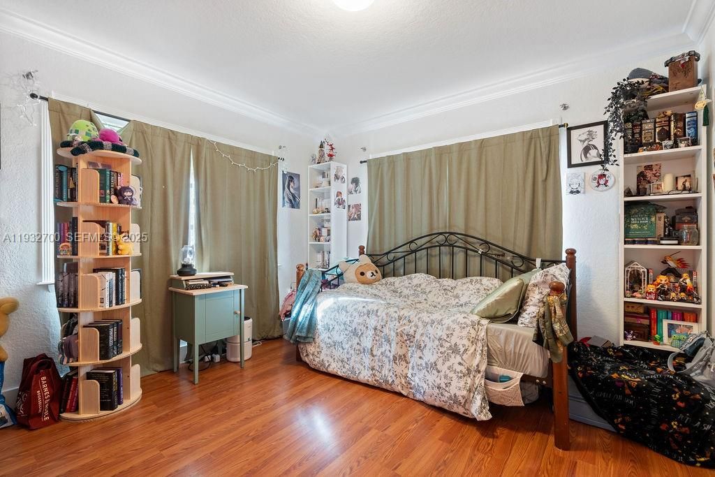 На продажу: $385,000 (3 спален, 2 ванн, 1269 Квадратных фут)