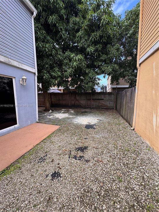 En Renta: $3,195 (3 camas, 2 baños, 1569 Pies cuadrados)