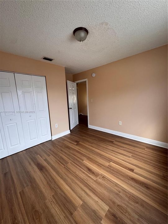 En Renta: $3,195 (3 camas, 2 baños, 1569 Pies cuadrados)