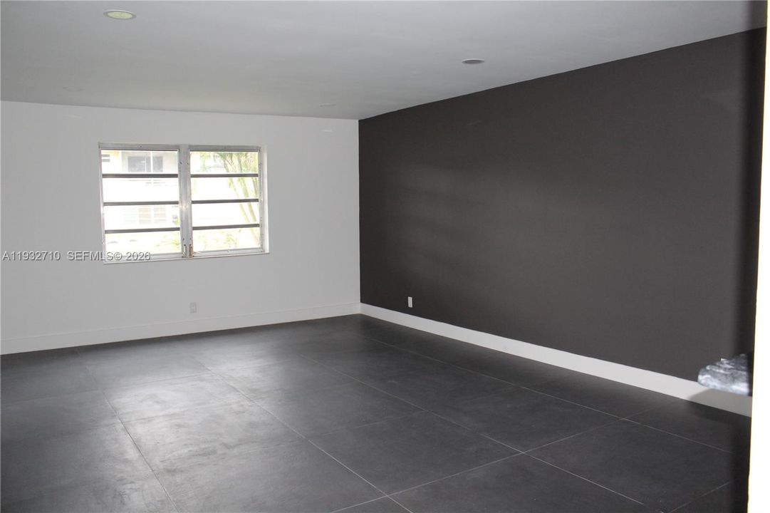 В аренду: $2,200 (2 спален, 2 ванн, 1060 Квадратных фут)