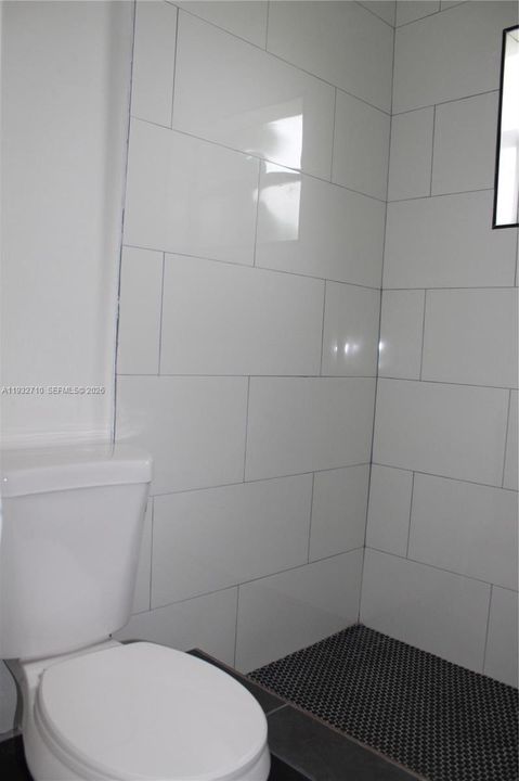 В аренду: $2,200 (2 спален, 2 ванн, 1060 Квадратных фут)