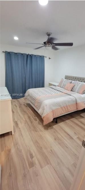 Activo con contrato: $2,000 (2 camas, 1 baños, 827 Pies cuadrados)