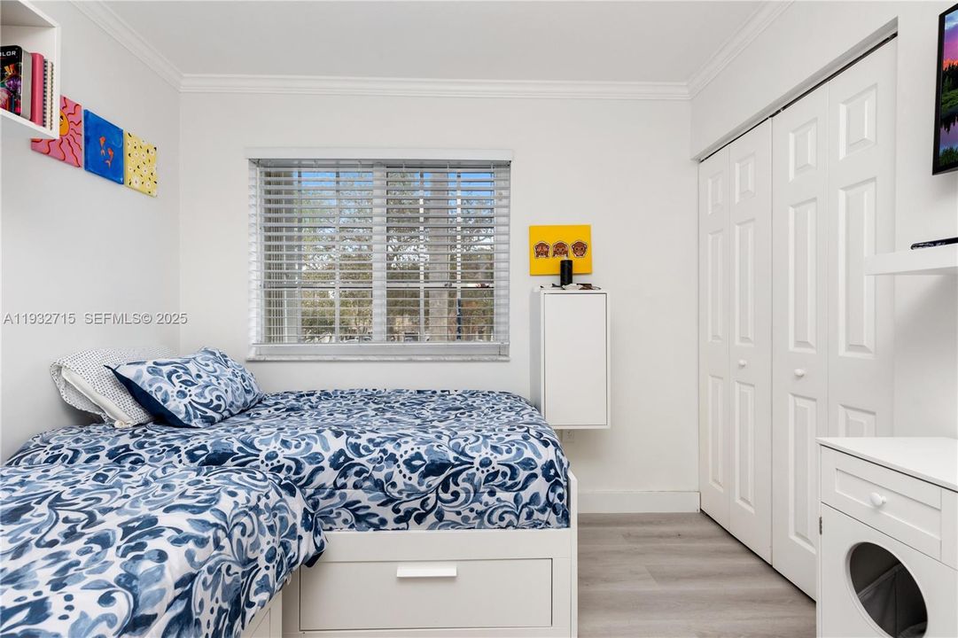 На продажу: $449,990 (2 спален, 2 ванн, 1123 Квадратных фут)