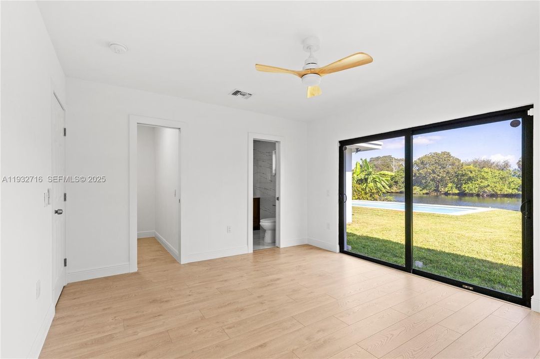 出租: $4,800 (3 贝兹, 3 浴室, 1537 平方英尺)