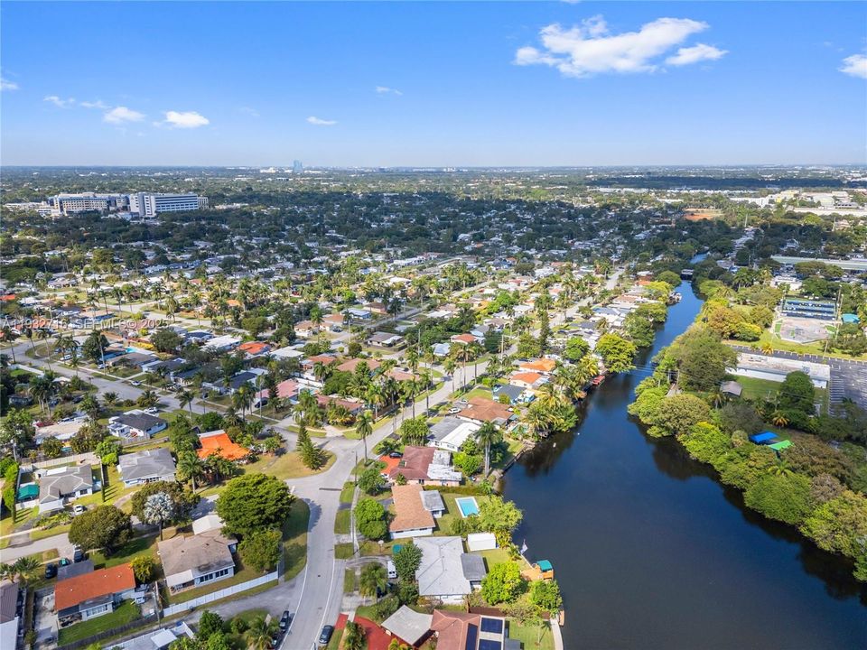 出租: $4,800 (3 贝兹, 3 浴室, 1537 平方英尺)