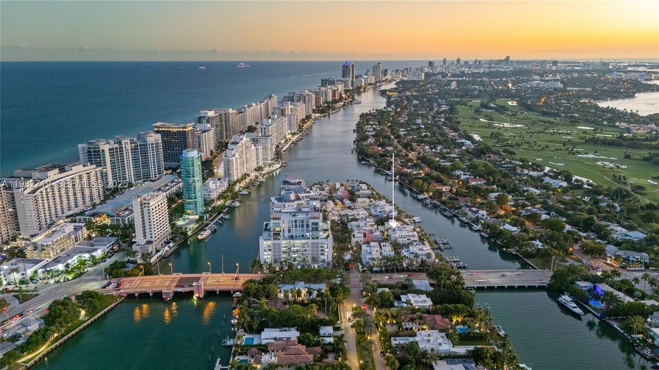 待售: $5,995,000 (5 贝兹, 5 浴室, 4574 平方英尺)