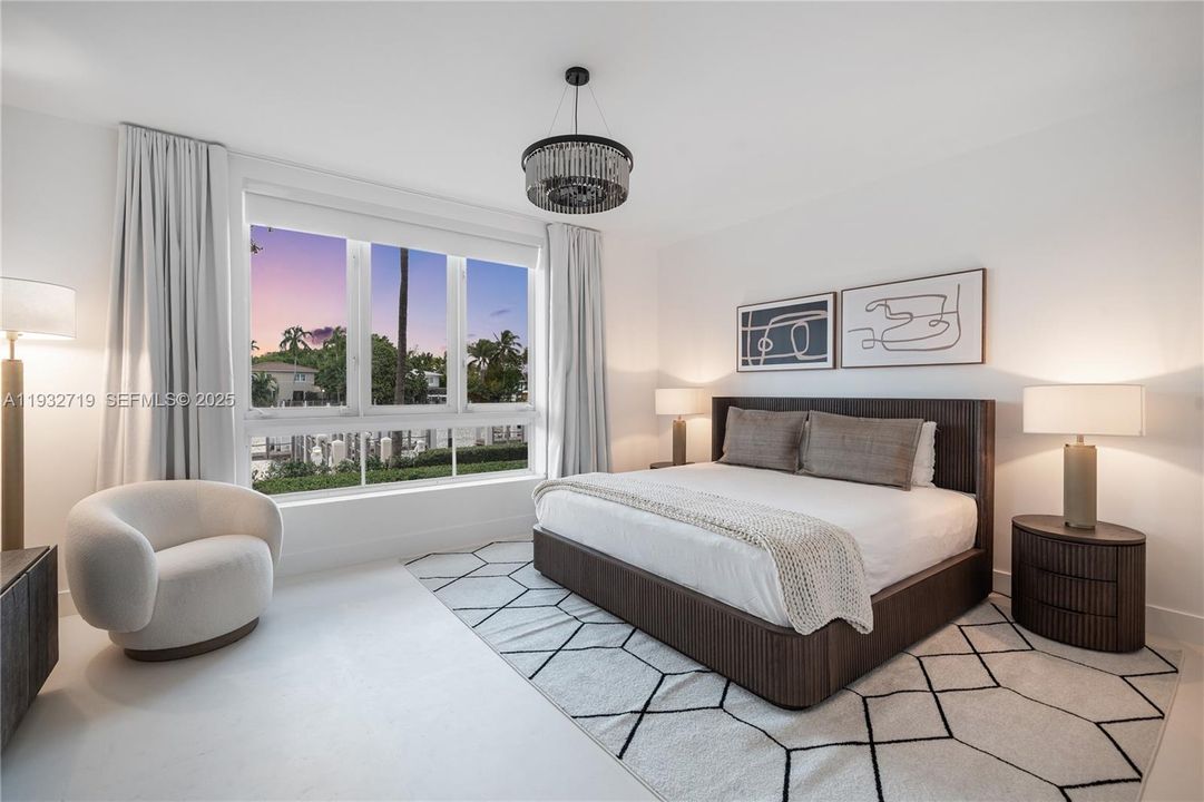 待售: $5,995,000 (5 贝兹, 5 浴室, 4574 平方英尺)