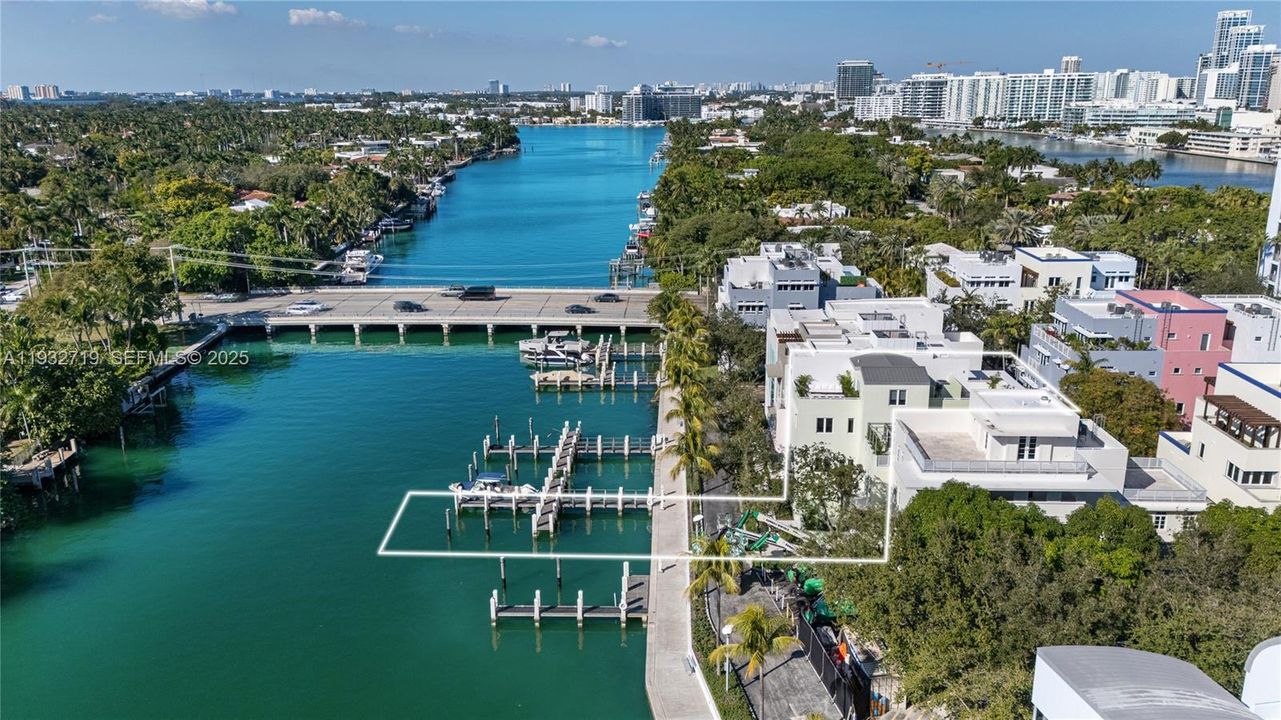 待售: $5,995,000 (5 贝兹, 5 浴室, 4574 平方英尺)