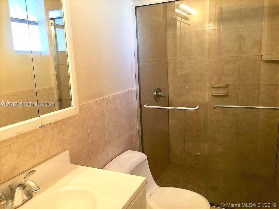 For Sale: $265,000 (2 beds, 2 baths, 1110 Square Feet)