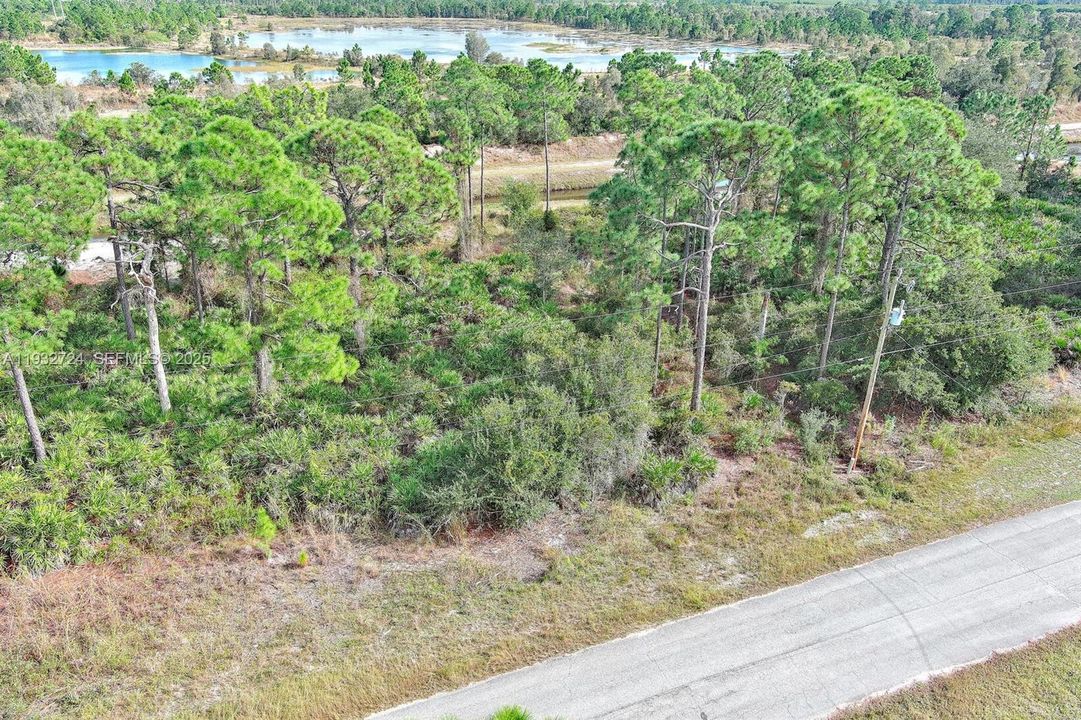 На продажу: $27,000 (0.23 acres)