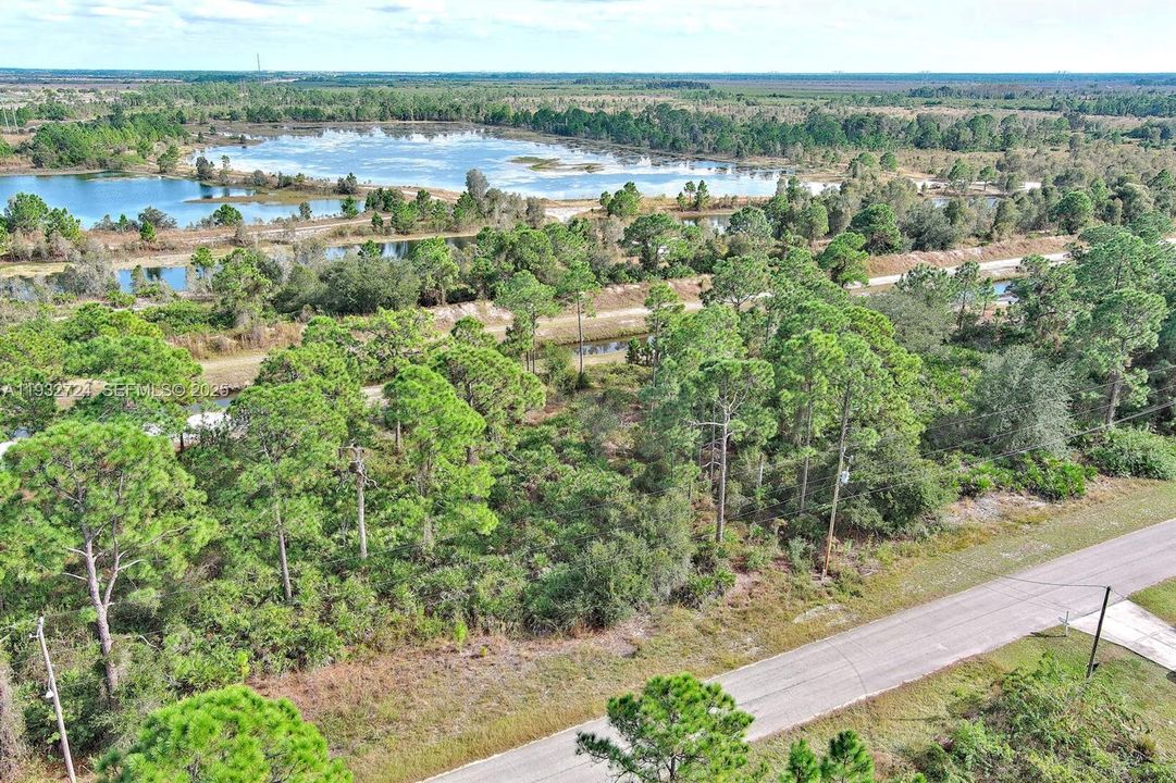 На продажу: $27,000 (0.23 acres)