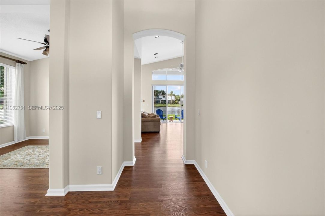 For Sale: $615,000 (3 beds, 2 baths, 1864 Square Feet)