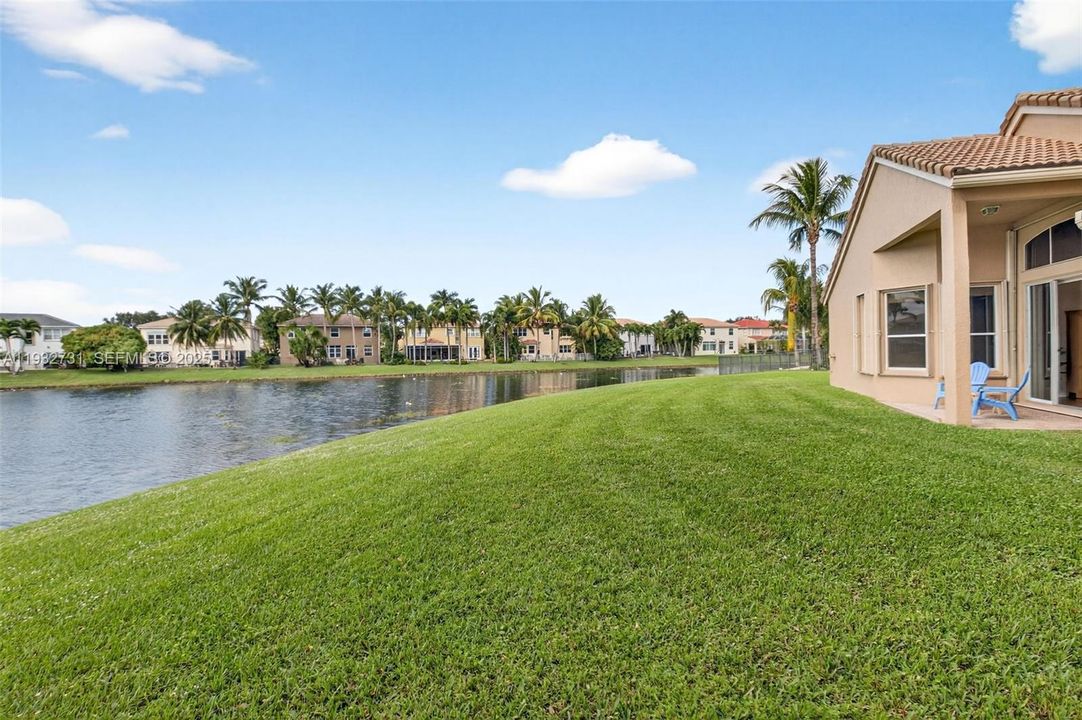 For Sale: $615,000 (3 beds, 2 baths, 1864 Square Feet)