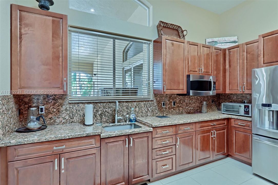 For Sale: $615,000 (3 beds, 2 baths, 1864 Square Feet)