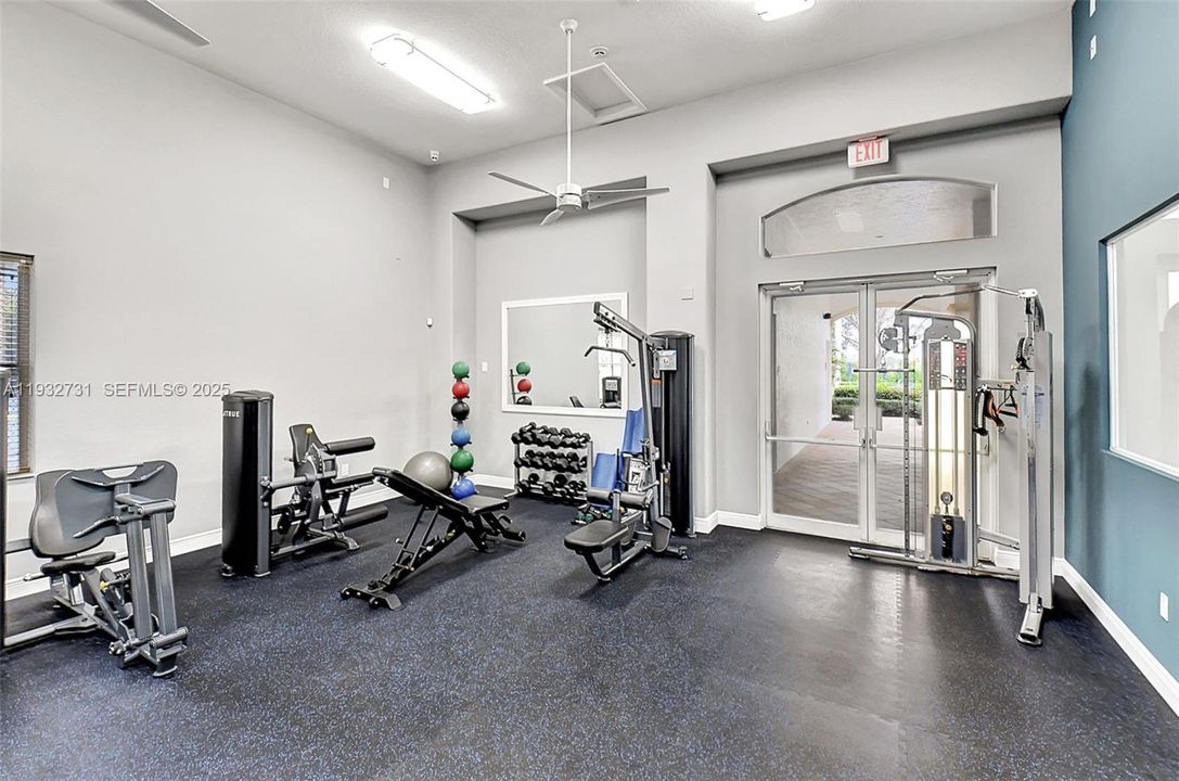 For Sale: $615,000 (3 beds, 2 baths, 1864 Square Feet)