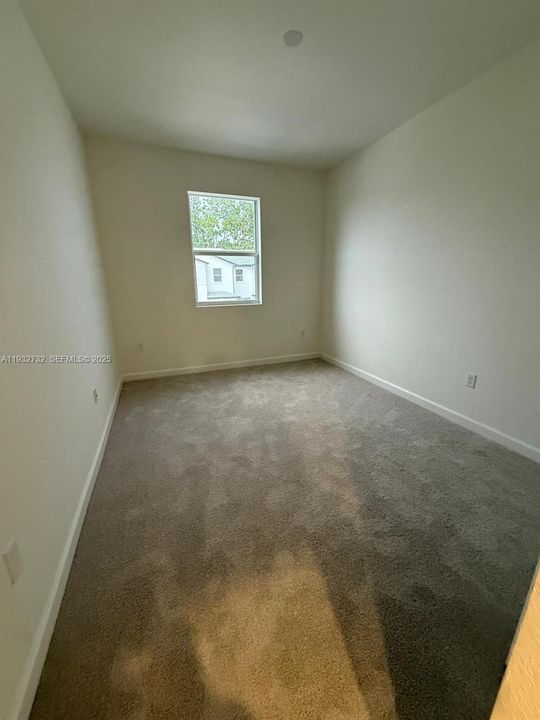 出租: $2,600 (3 贝兹, 2 浴室, 0 平方英尺)