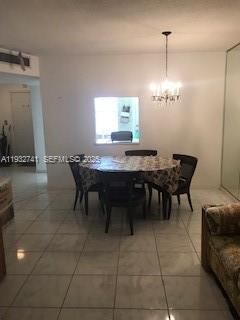 For Sale: $159,900 (1 beds, 1 baths, 898 Square Feet)