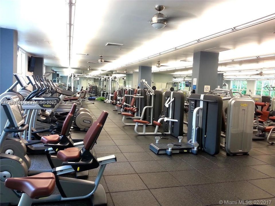 出租: $2,650 (1 贝兹, 1 浴室, 712 平方英尺)