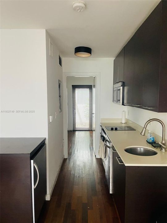 В аренду: $1,680 (1 спален, 1 ванн, 436 Квадратных фут)