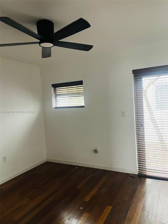 В аренду: $1,680 (1 спален, 1 ванн, 436 Квадратных фут)