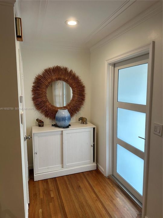 出租: $4,950 (3 贝兹, 2 浴室, 1394 平方英尺)