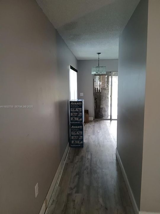 待售: $474,900 (4 贝兹, 2 浴室, 1397 平方英尺)