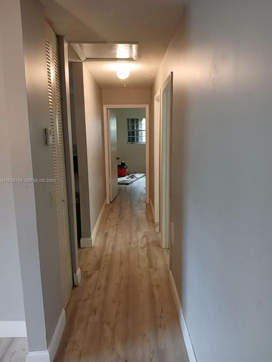 待售: $474,900 (4 贝兹, 2 浴室, 1397 平方英尺)