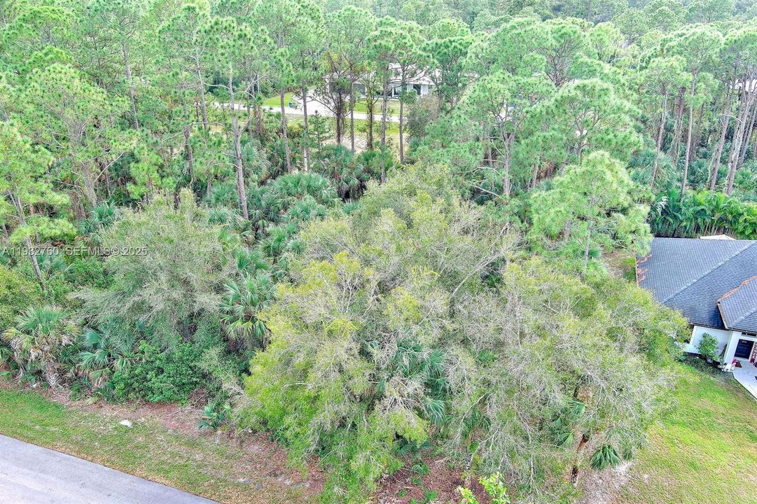 На продажу: $30,000 (0.22 acres)